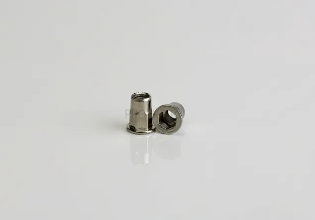 Заклепочная гайка нержавеющая сталь, M4 1/2HEX1-CB-A2 полушестигранная, цилиндрический борт, первая длина